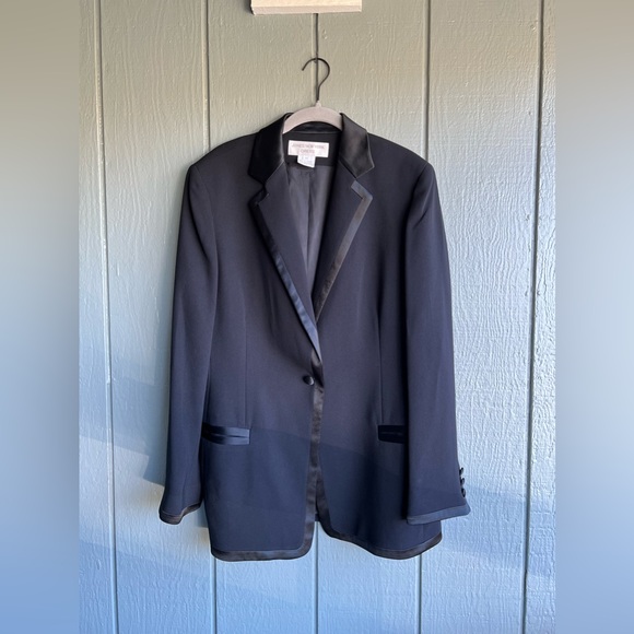 Jones New York Jackets & Blazers - Jones New York Tuxedo Blazer Jacket